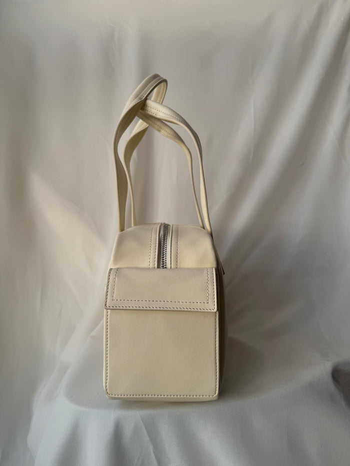 Cream Niku Bag